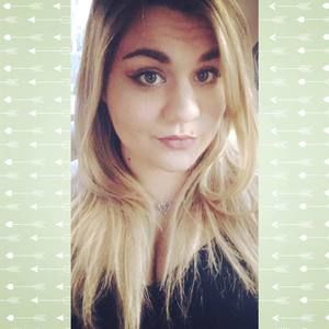 Meet your Posher, Makayla